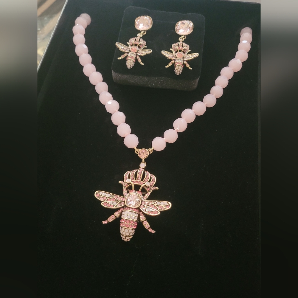 Heidi Daus "Her Majesty The Queen" Pink Bee Necklace and Earring Set
